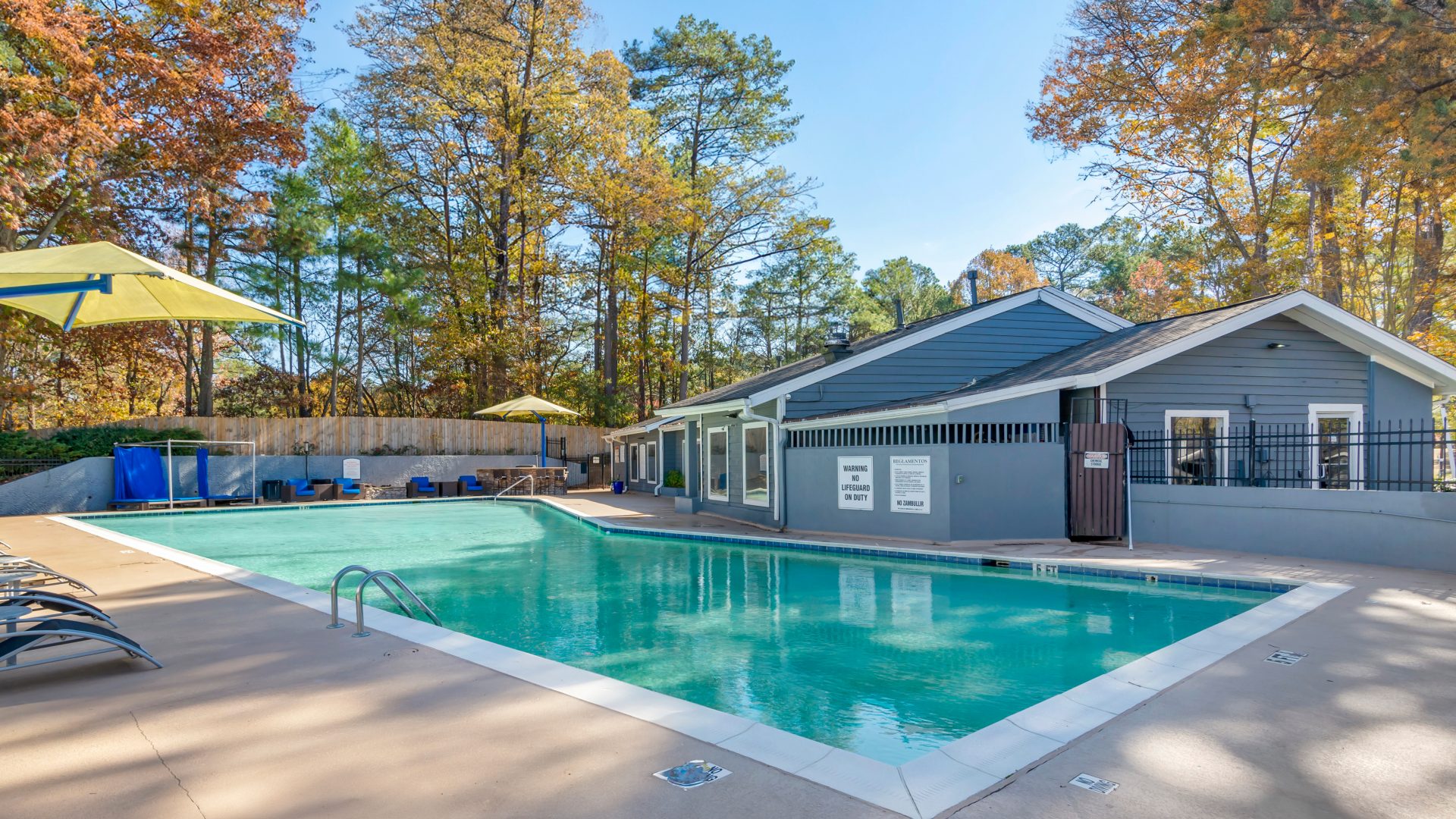the pool at The  Wynne